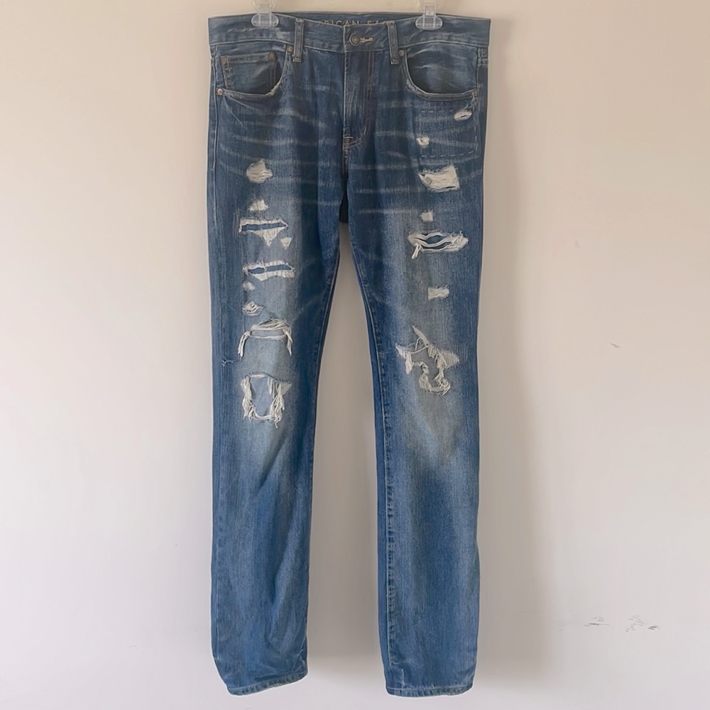 32W/36L American Eagle Distressed Men’s Jeans